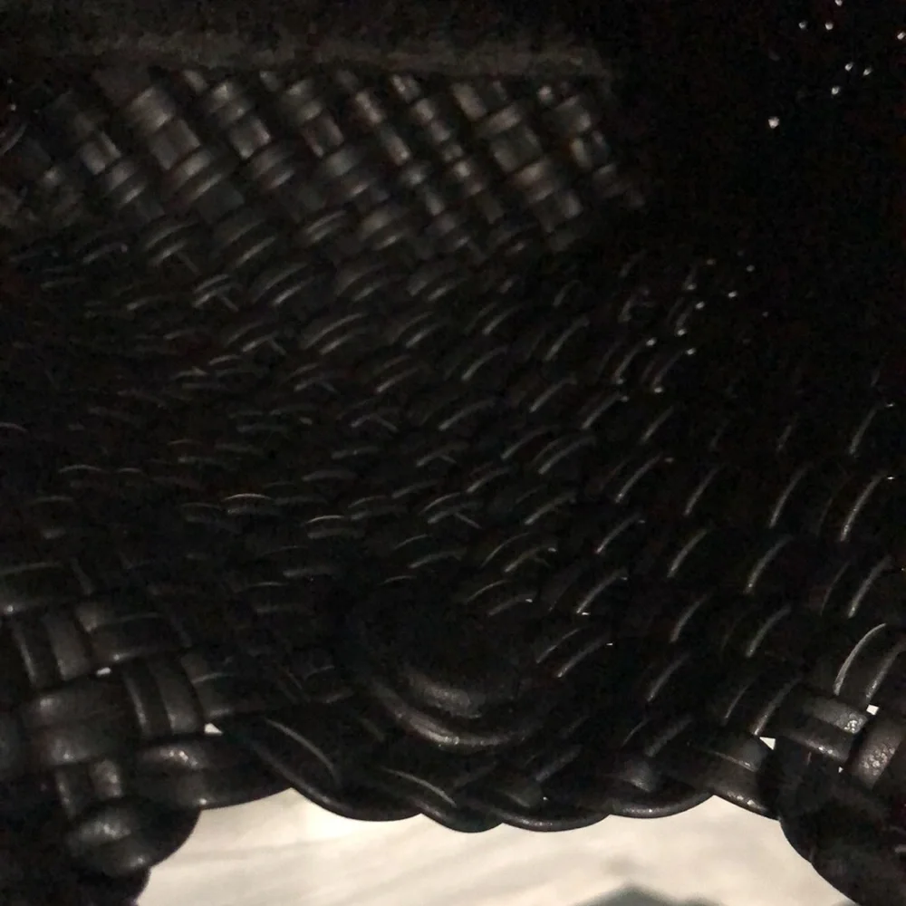 N/A elegant black